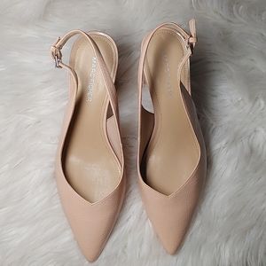 Marc Fisher Tan Slingback Heels Great Condition